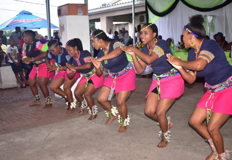 Ezikakiss Dancers